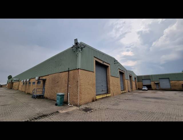 6,972M² WAREHOUSE TO LET IN HUGHES